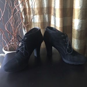 Bandolino Lace Up Heeled Booties